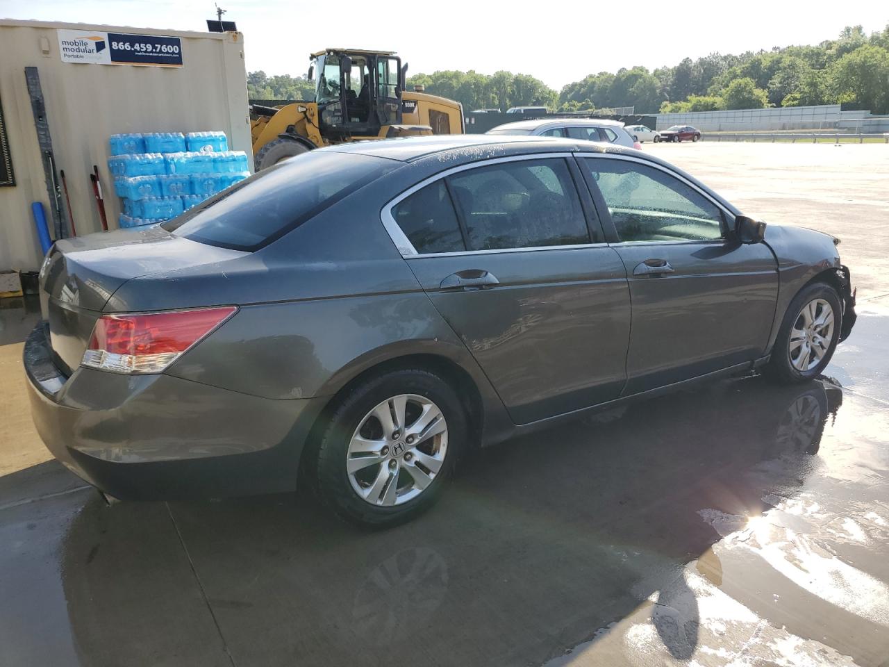 Photo 2 VIN: 1HGCP2F48AA131205 - HONDA ACCORD 