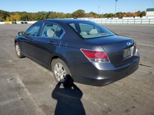 Photo 2 VIN: 1HGCP2F48AA138204 - HONDA ACCORD LXP 