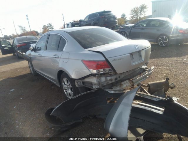 Photo 2 VIN: 1HGCP2F48AA146402 - HONDA ACCORD SDN 