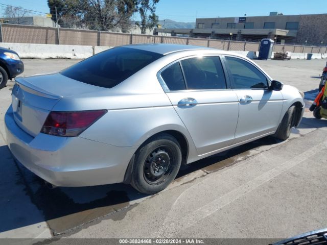 Photo 3 VIN: 1HGCP2F48AA189525 - HONDA ACCORD 