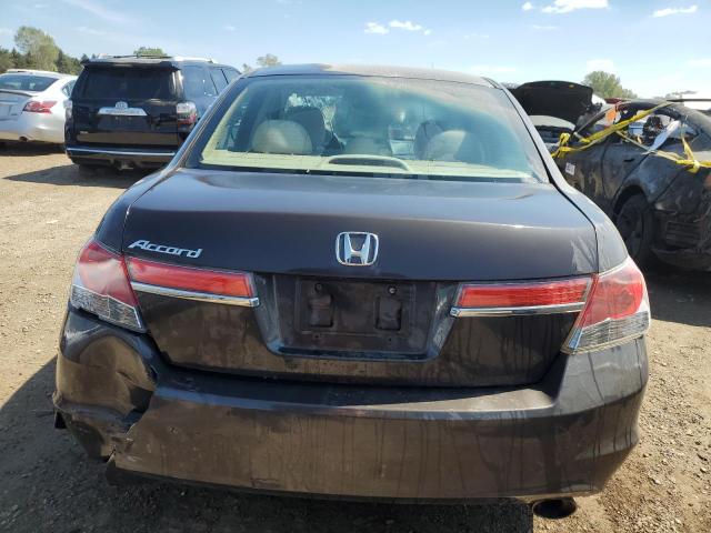 Photo 5 VIN: 1HGCP2F48BA027573 - HONDA ACCORD LXP 