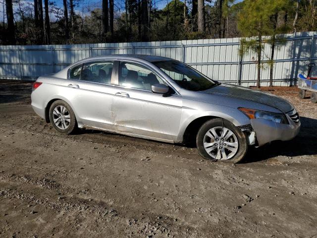 Photo 3 VIN: 1HGCP2F48BA029534 - HONDA ACCORD LXP 