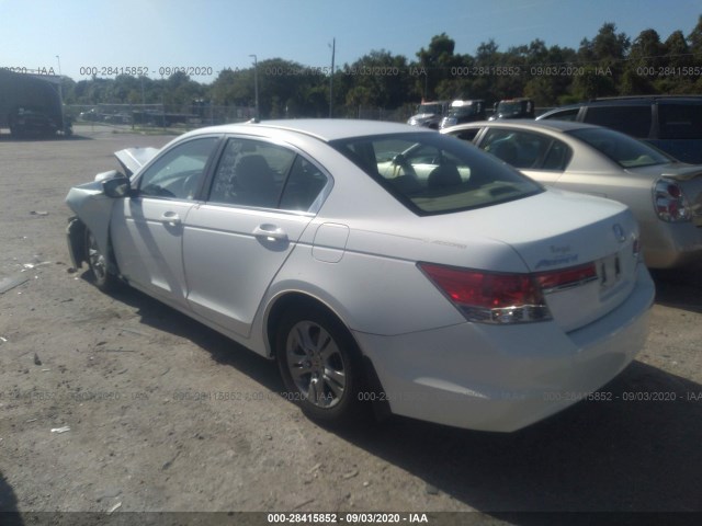 Photo 2 VIN: 1HGCP2F48BA034877 - HONDA ACCORD SDN 