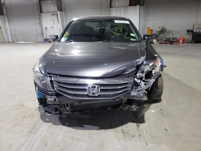 Photo 4 VIN: 1HGCP2F48BA090432 - HONDA ACCORD LXP 