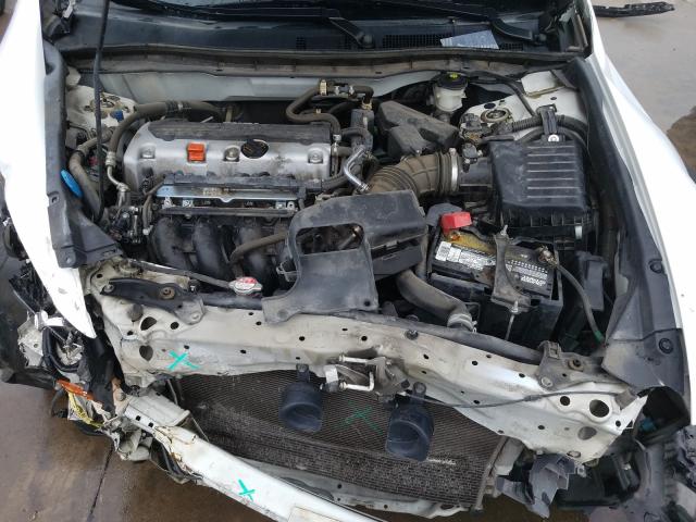 Photo 6 VIN: 1HGCP2F48BA154758 - HONDA ACCORD LXP 