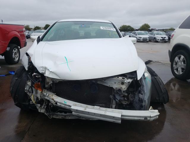 Photo 8 VIN: 1HGCP2F48BA154758 - HONDA ACCORD LXP 