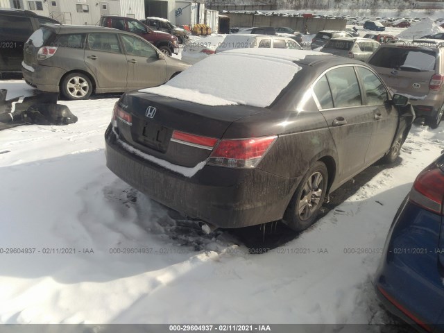 Photo 3 VIN: 1HGCP2F48CA017739 - HONDA ACCORD SDN 