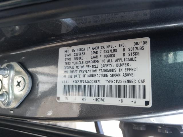 Photo 9 VIN: 1HGCP2F49AA009971 - HONDA ACCORD LXP 