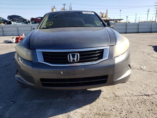 Photo 4 VIN: 1HGCP2F49AA028116 - HONDA ACCORD LXP 