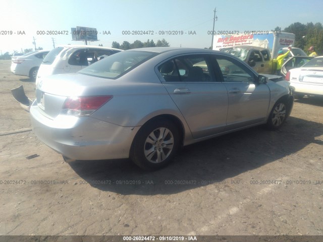 Photo 3 VIN: 1HGCP2F49AA029217 - HONDA ACCORD SDN 