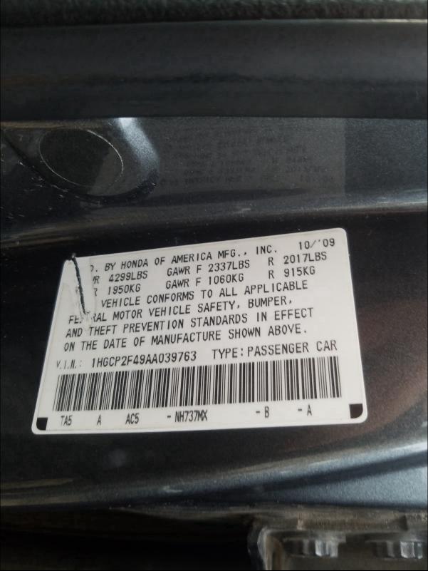 Photo 9 VIN: 1HGCP2F49AA039763 - HONDA ACCORD LXP 