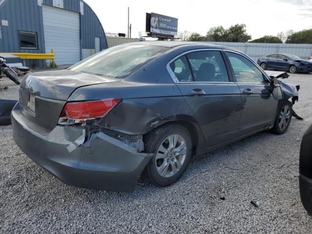 Photo 2 VIN: 1HGCP2F49AA064758 - HONDA ACCORD LXP 