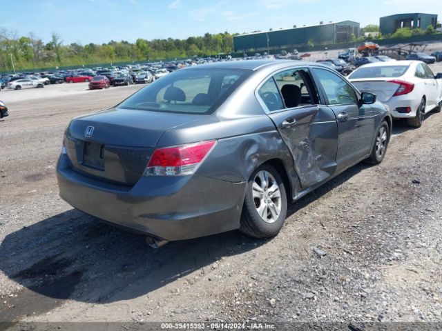 Photo 3 VIN: 1HGCP2F49AA077851 - HONDA ACCORD 