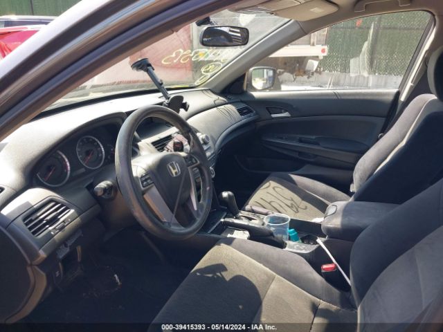 Photo 4 VIN: 1HGCP2F49AA077851 - HONDA ACCORD 