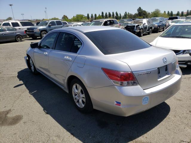 Photo 2 VIN: 1HGCP2F49AA086646 - HONDA ACCORD LXP 