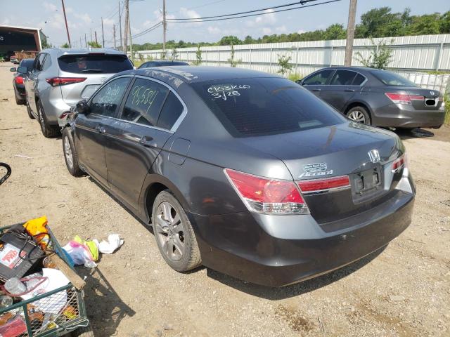 Photo 2 VIN: 1HGCP2F49BA001838 - HONDA ACCORD LXP 