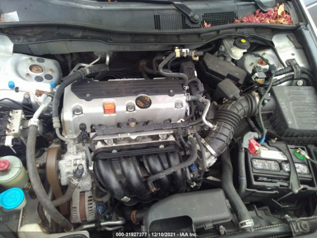 Photo 9 VIN: 1HGCP2F49BA026173 - HONDA ACCORD SDN 