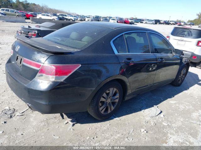 Photo 3 VIN: 1HGCP2F49BA043622 - HONDA ACCORD 