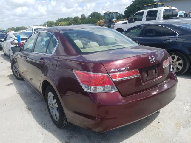 Photo 2 VIN: 1HGCP2F49BA096661 - HONDA ACCORD LXP 