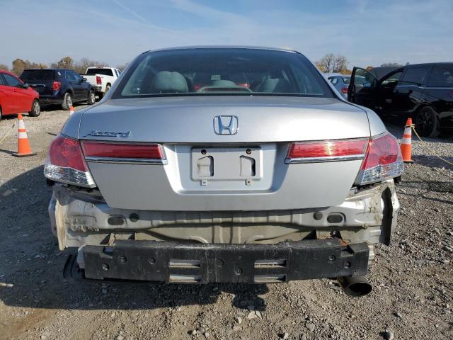 Photo 5 VIN: 1HGCP2F49BA112695 - HONDA ACCORD LXP 