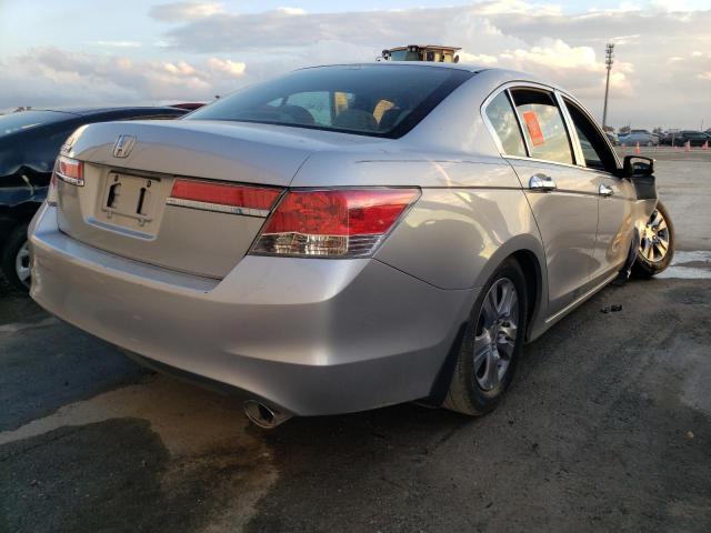 Photo 3 VIN: 1HGCP2F49BA125415 - HONDA ACCORD LXP 