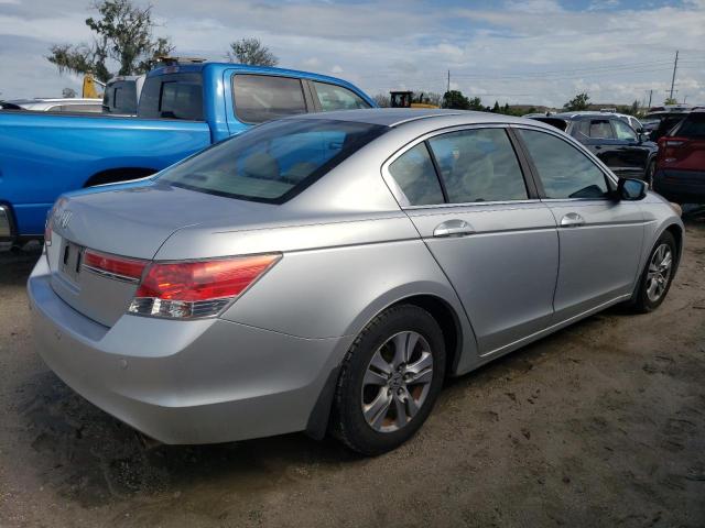 Photo 2 VIN: 1HGCP2F49CA066786 - HONDA ACCORD LXP 