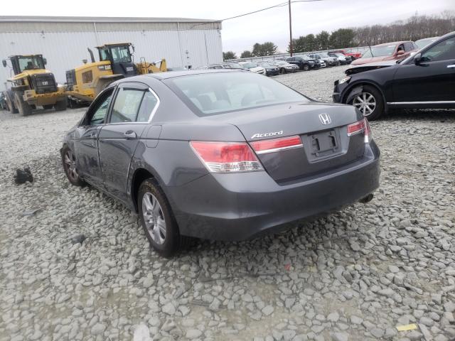 Photo 2 VIN: 1HGCP2F49CA160750 - HONDA ACCORD LXP 