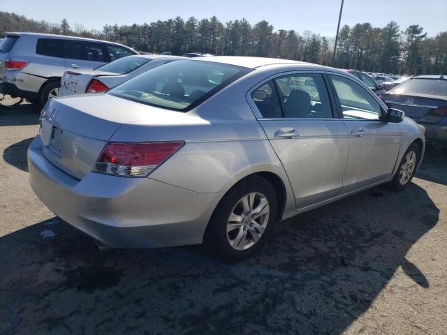 Photo 2 VIN: 1HGCP2F4XAA018873 - HONDA ACCORD LXP 