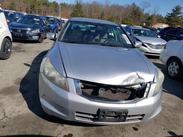 Photo 4 VIN: 1HGCP2F4XAA018873 - HONDA ACCORD LXP 