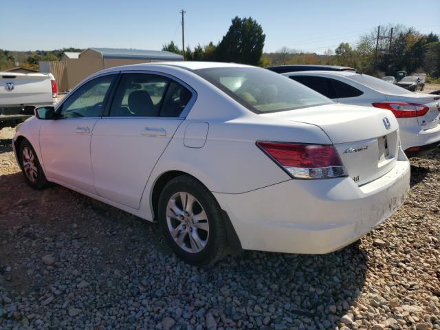 Photo 2 VIN: 1HGCP2F4XAA043823 - HONDA ACCORD LXP 