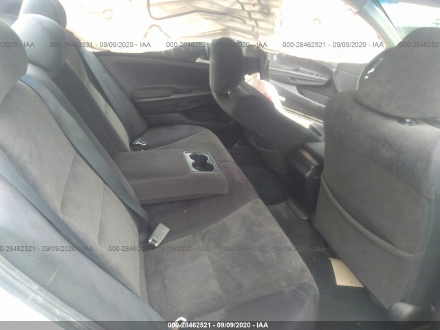 Photo 7 VIN: 1HGCP2F4XAA064736 - HONDA ACCORD SDN 