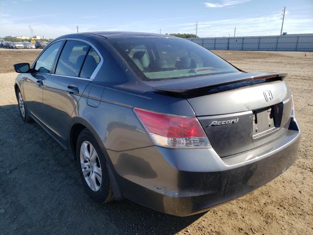 Photo 2 VIN: 1HGCP2F4XAA096232 - HONDA ACCORD LXP 