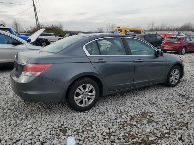 Photo 2 VIN: 1HGCP2F4XAA123297 - HONDA ACCORD LXP 