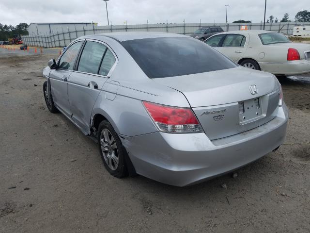 Photo 2 VIN: 1HGCP2F4XAA143467 - HONDA ACCORD LXP 