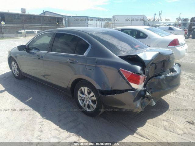 Photo 2 VIN: 1HGCP2F4XAA144375 - HONDA ACCORD SDN 