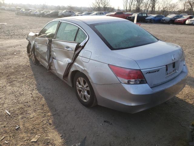 Photo 2 VIN: 1HGCP2F4XAA183435 - HONDA ACCORD LXP 