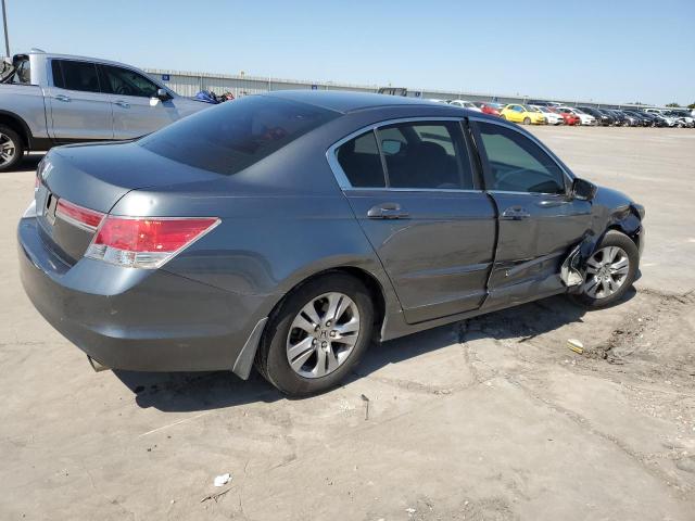 Photo 2 VIN: 1HGCP2F4XBA003517 - HONDA ACCORD LXP 