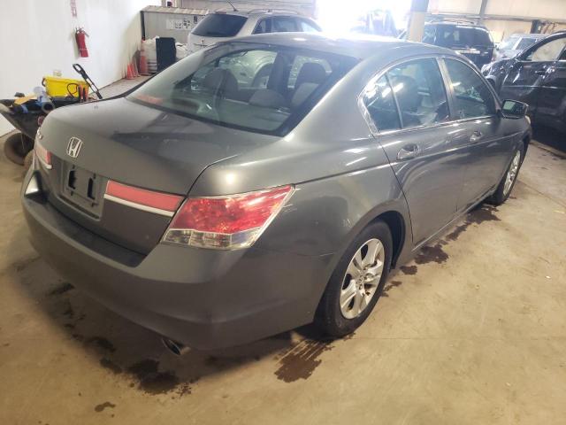 Photo 3 VIN: 1HGCP2F4XBA017594 - HONDA ACCORD LXP 