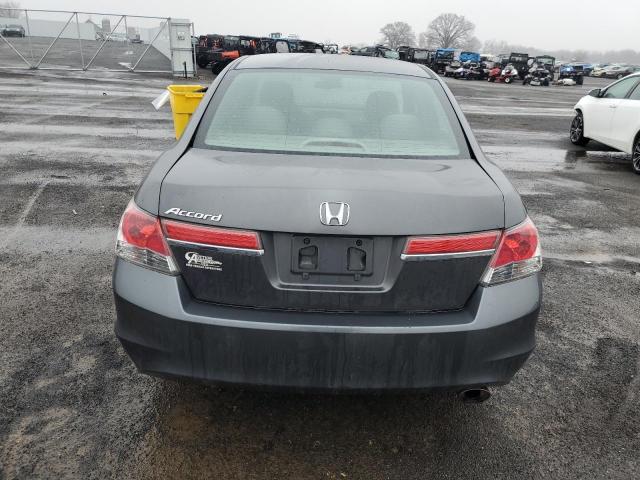 Photo 5 VIN: 1HGCP2F4XBA041328 - HONDA ACCORD LXP 