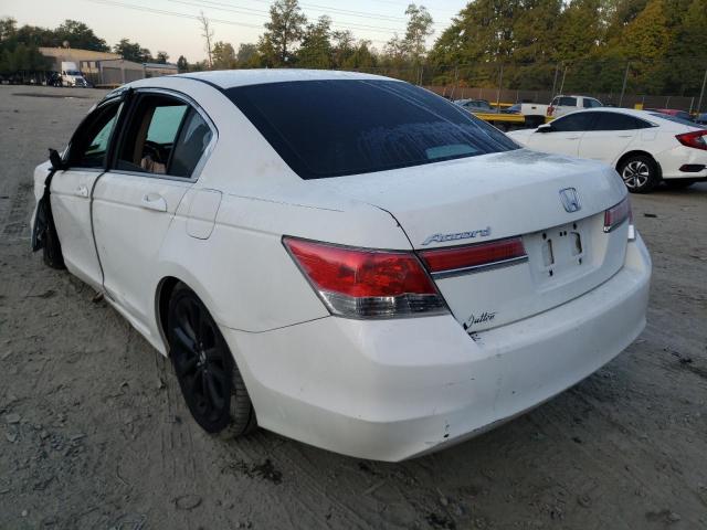 Photo 2 VIN: 1HGCP2F4XBA071574 - HONDA ACCORD SDN 