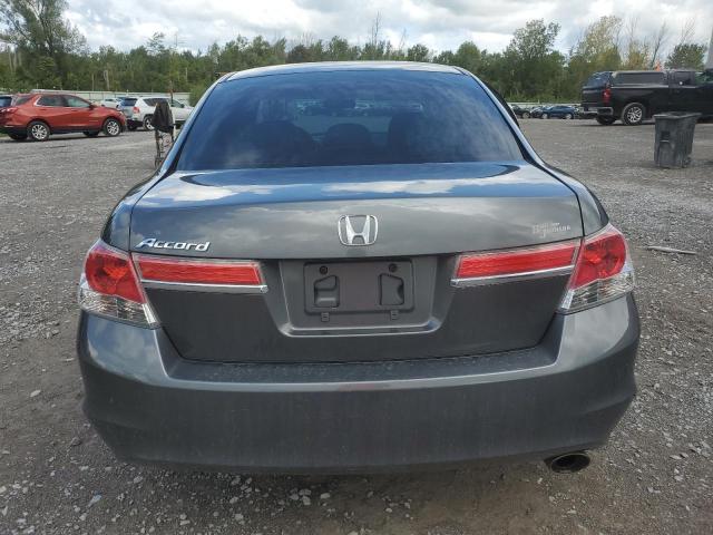 Photo 5 VIN: 1HGCP2F4XBA084695 - HONDA ACCORD LXP 