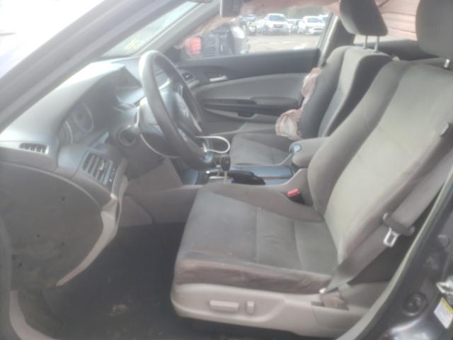 Photo 4 VIN: 1HGCP2F4XBA113824 - HONDA ACCORD LXP 