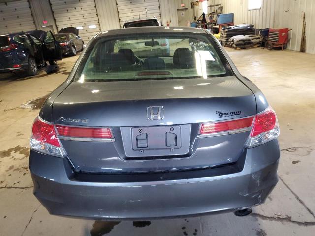 Photo 5 VIN: 1HGCP2F4XBA123883 - HONDA ACCORD LXP 