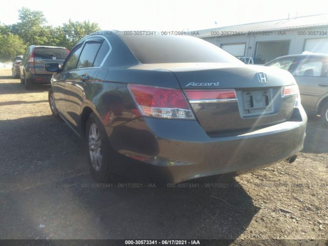 Photo 2 VIN: 1HGCP2F4XBA124936 - HONDA ACCORD SDN 