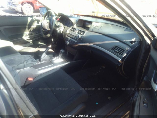 Photo 4 VIN: 1HGCP2F4XBA124936 - HONDA ACCORD SDN 