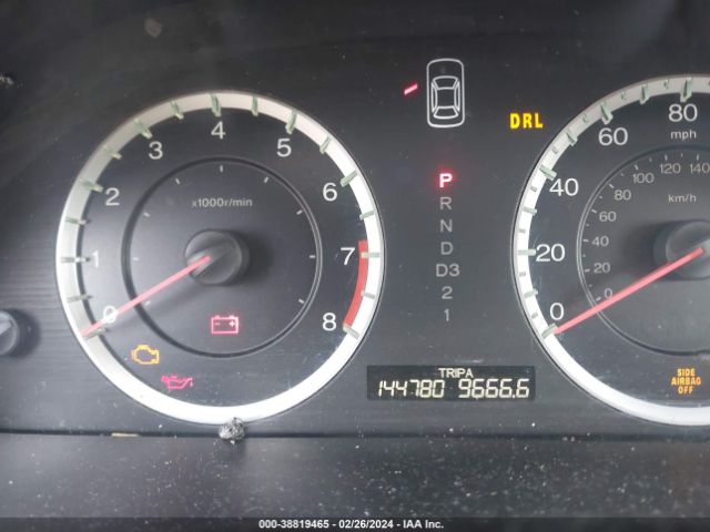 Photo 6 VIN: 1HGCP2F4XBA132454 - HONDA ACCORD 