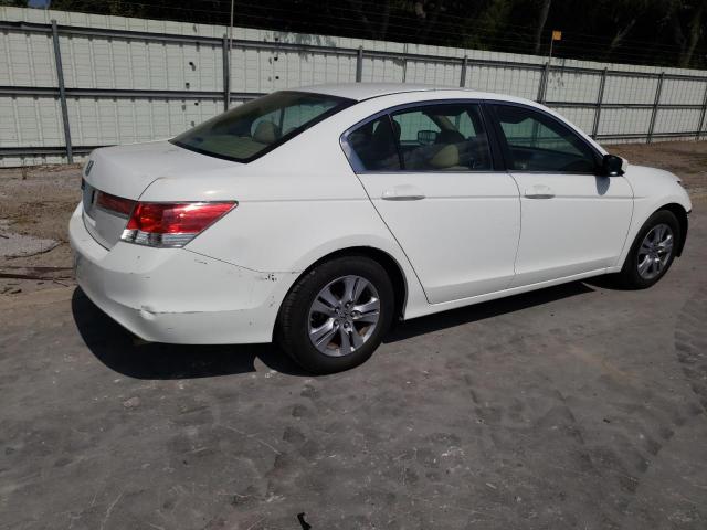 Photo 2 VIN: 1HGCP2F4XBA149786 - HONDA ACCORD LXP 