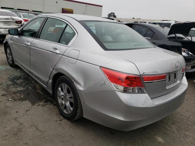 Photo 2 VIN: 1HGCP2F4XCA086660 - HONDA ACCORD LXP 