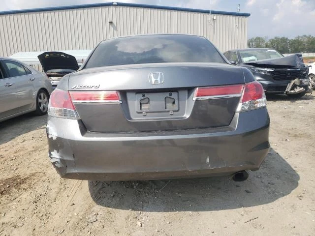 Photo 5 VIN: 1HGCP2F4XCA138109 - HONDA ACCORD LXP 