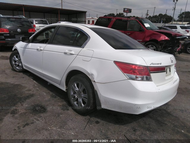 Photo 2 VIN: 1HGCP2F4XCA156996 - HONDA ACCORD SDN 